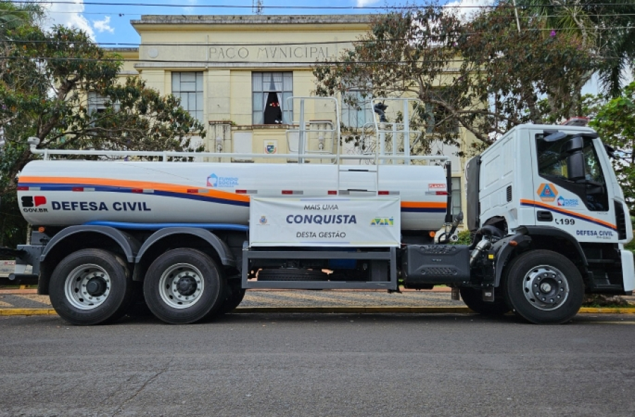 Caminhão-pipa vai auxiliar Defesa Civil no combate a incêndios em Avaré