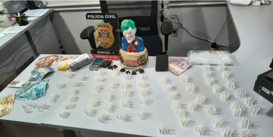 Polícia Civil desmantela ponto de tráfico e apreende grande quantidade de cocaína em Itaí