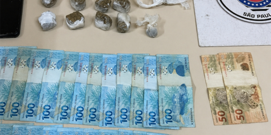 Tráfico dentro de casa com presença de crianças termina em prisão em Avaré