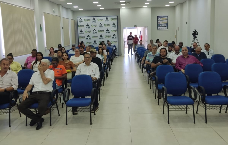 Reunião com moradores detalha obra histórica de R$ 12,2 milhões para combater enchentes em Avaré