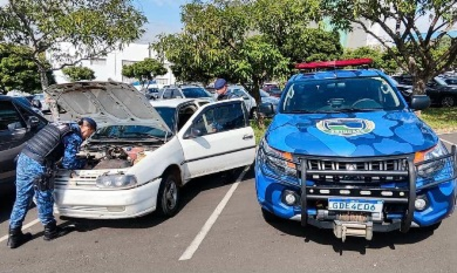 Veículo furtado na Grande São Paulo é encontrado próximo ao ambulatório da Unesp em Botucatu